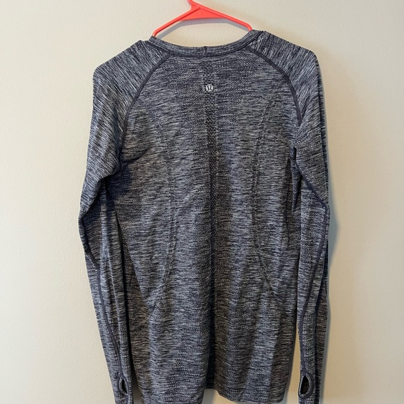 Lululemon swiftly tech Heathered long sleeve - Picture 4 of 4
